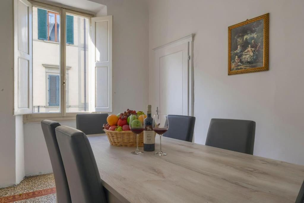 Appartamento Nel Cuore Di Firenze + Wifi+Aria Condizionata +Netflix מראה חיצוני תמונה